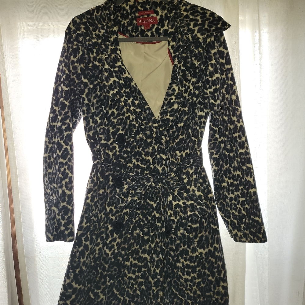Merona Size Large Woman's Rain Coat